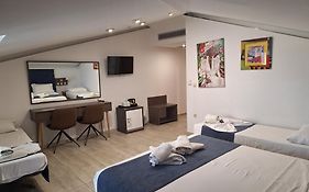 Ξενοδοχείο Πέρινθος